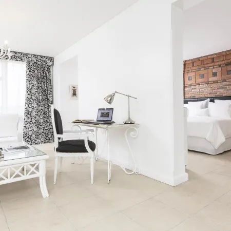 La Mision Hotel Boutique