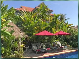 3 Monkeys Villa Residence