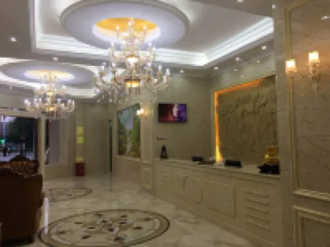 โรงแรมโอวีริ