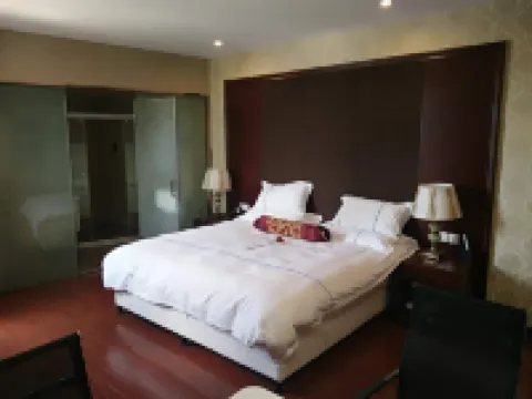 Kumquat Hotel Hotels near shanlianfengqingzhen