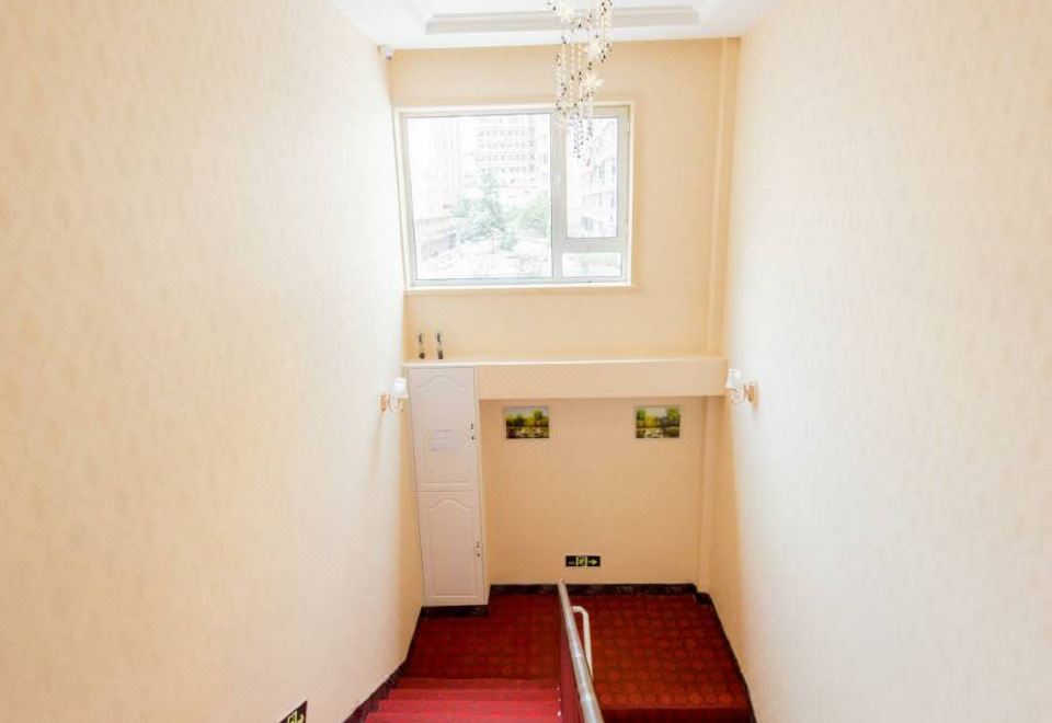 진푸라이 호텔 로비