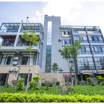 Riverside Select Hotel