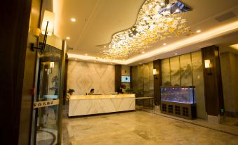 Mengzhou Huiyijia Business Hotel