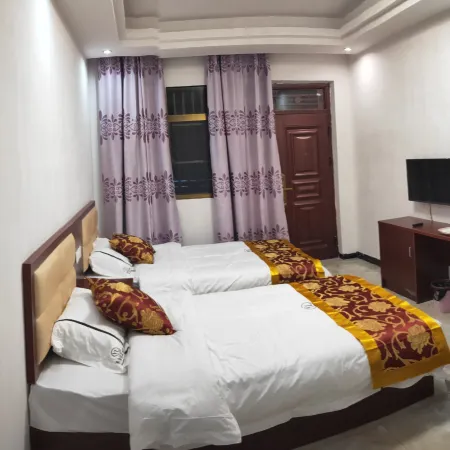 Panzhou Grasslands Leyou Hotel