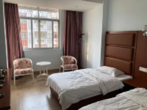 Pinghe Xincheng Hotel Hotels near Linglong Valley Ecological Tourist Area