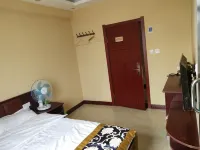 呼瑪驛旅假日賓館