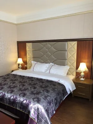 平昌錦熙賓館 春光苑商業步行街附近的飯店