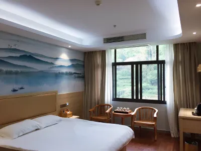 Wutong Home Apartment Hotels in Fuding Downtown