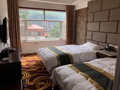 Hotel Bangmargarh Garden Hotels in der Nähe von Slogan of Zimuda Red Army Long March