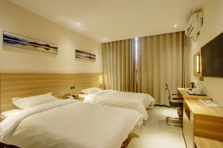 Du'an Zhongyi Hotel Отели рядом с достопримечательностью «Tunbang Sinkhole»