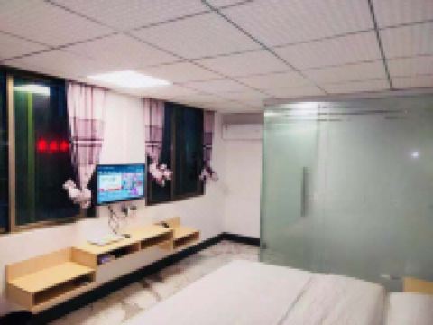 佛山艾盟佳公寓 - 温馨大床房