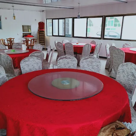 Yilv Sunshine Inn