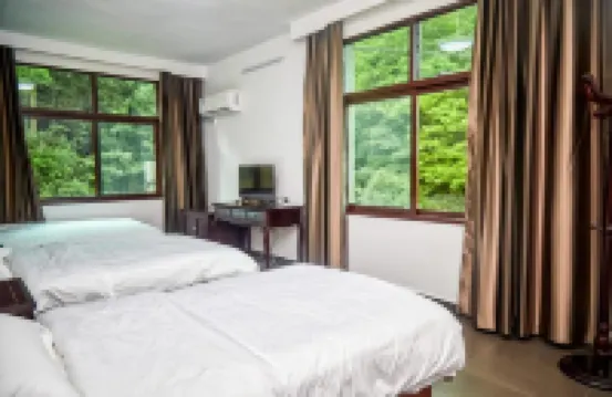 Daxiongshan Hotel Hotels near Daxiong Mountain National Forest Park