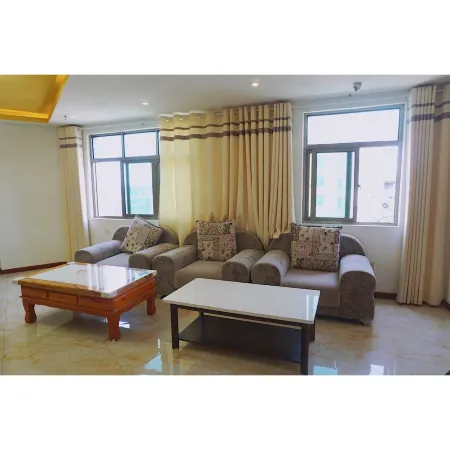 Wugang Junyue Hotel