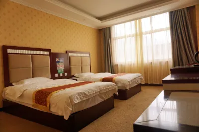 Baqing Hongze Hotel