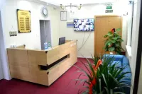 Zhenjiang Ruixing Hotel Hotell i Dantu