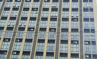 Changfeng Lansu Express Hotel