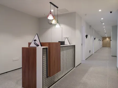 Feiyang Business Hotel Отели рядом с достопримечательностью «Wenchang College»