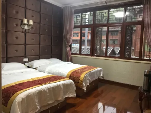 Xinhua Xionghuazhai Farmhouse