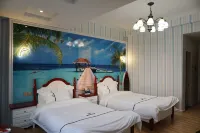 Dolphin Bay Hotel
