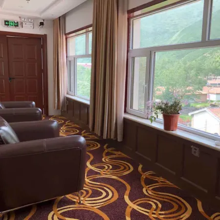 Hotel Bangmargarh Garden