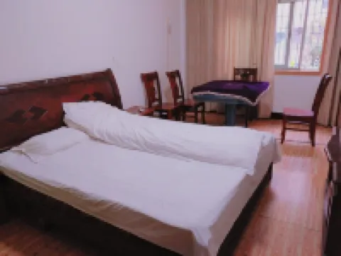 Ruijin Shuangqing Hotel
