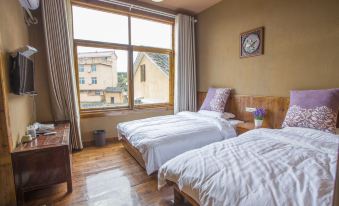 Yunling Qishang Hostel