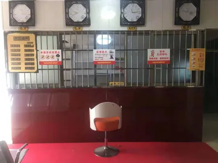 Mangkang Hongfa Business Hotel Отели рядом с достопримечательностью «Xizang Yanjing Millennium Ancient Salt Field»