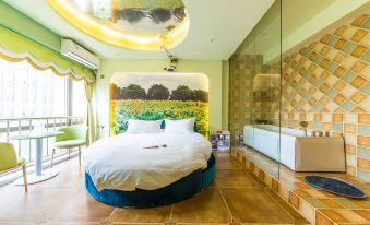 Yuanfen Xingkong Theme Hotel