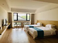 South Mountain courtyard