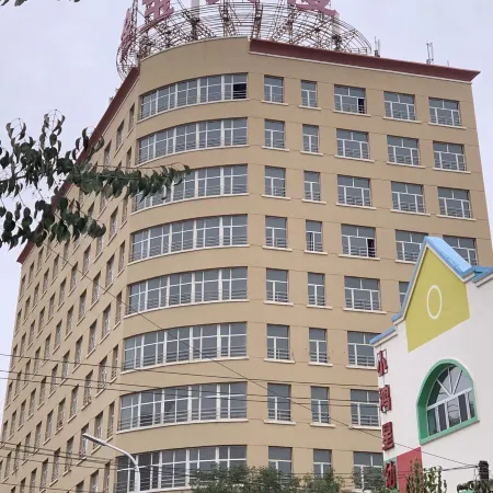Urat Qianqi Guoli Hotel