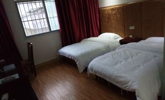 Leye Huali Business Hotel