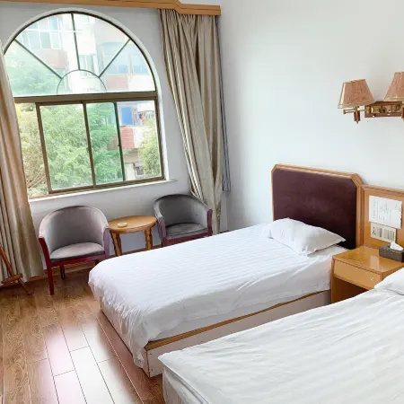 The pinghu sidi hotel