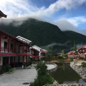Taibai Beautiful Mood Bed and Breakfast Отели в г. Тайбай