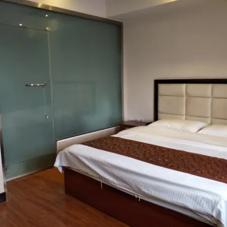 Dingxi Hongcheng Hotel