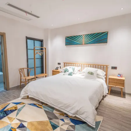 Huiju Hotel
