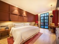 上海邻家美利亚酒店 - 庭院豪华大床房