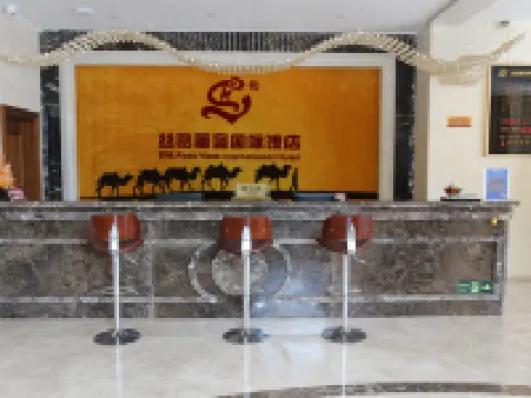 Hualongsi Road Hotels in Hualong