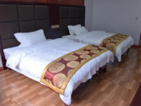 南岳水府桥商务酒店