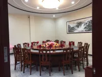 Guluyuan Chaowan Grand Hotel - Pet friendly