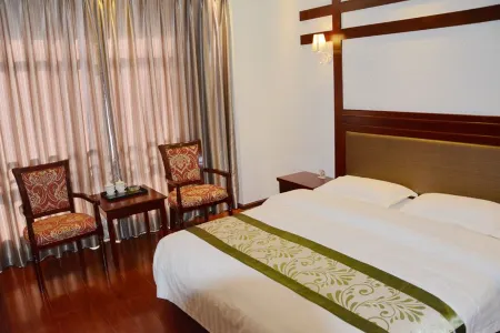 Yuanmou Qingke Nanfan Hotel Отели рядом с достопримечательностью «Liangshan Passenger Transport Terminal»