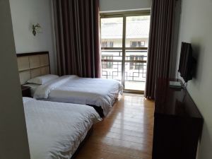 Nanjiang Lilac Flower Hotel