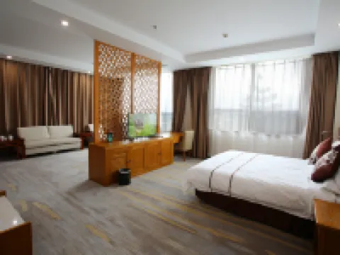 Hailanjiang Hotel Hotels in Longjing