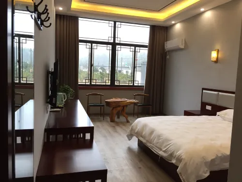 Guluyuan Chaowan Grand Hotel - Pet friendly