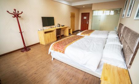 Fuyang Qinzhirenjia Leisure Holiday Center - Housity
