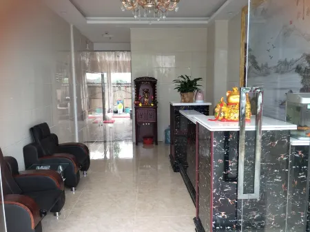 Luhe Nanbowan Apartment Отели в г. Лухэ