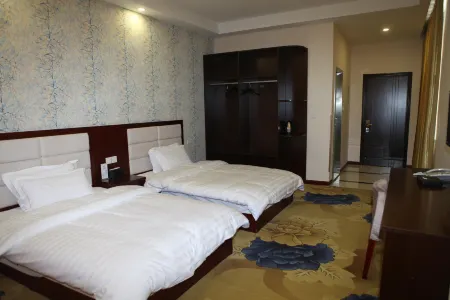 Danyang Jinhewan Hotel Отели рядом с достопримечательностью «Bailong Temple»