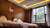 Dawang Hotel Hotels in Derong