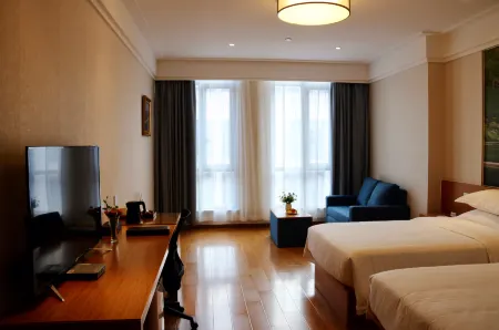 Linjiang International Cruise Hotel (Shanghai Baoyang Road Port Area)