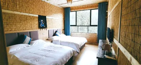 Chongqing Linyun Mountain Residence Отели рядом с достопримечательностью «Banliao Lake»